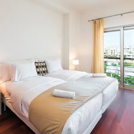 Doris Apartment