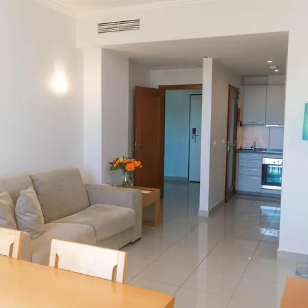 도리스 스위트 *