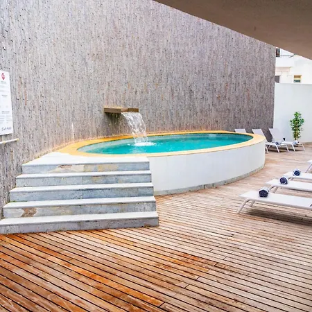 Doris * לאגוּ‏ש