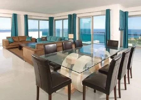 Doris Apartment